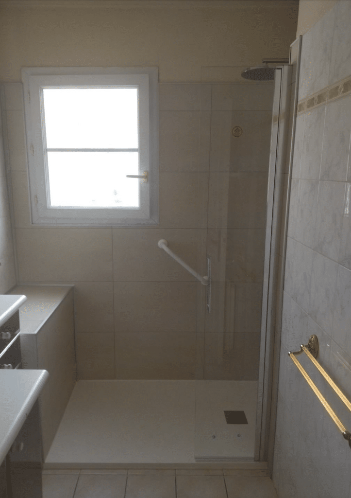 Douche à l’italienne sécurisée