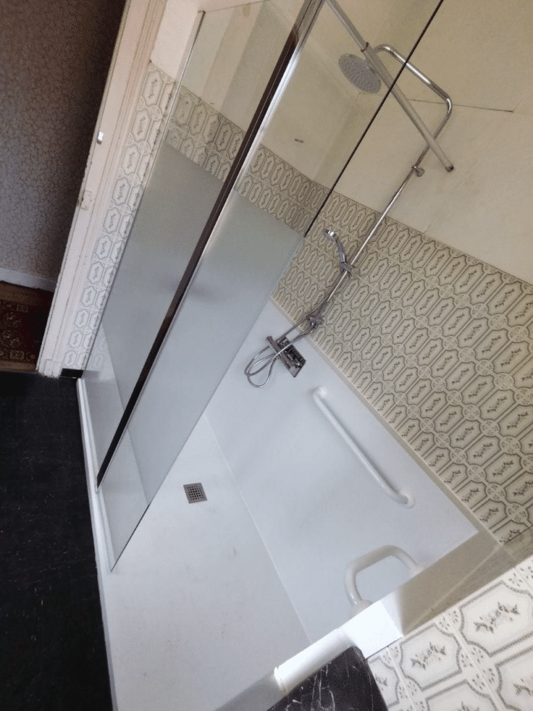 Douche à l’italienne sécurisée